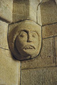 Detalle de la iglesia de San Fiacre en Guengat