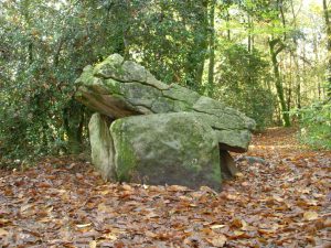 Dolmen Menez Liaven di Pluguffan