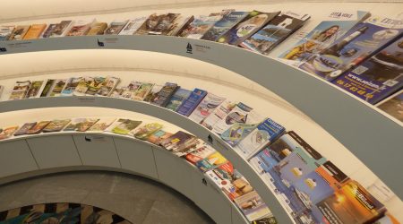 Deposit of brochures