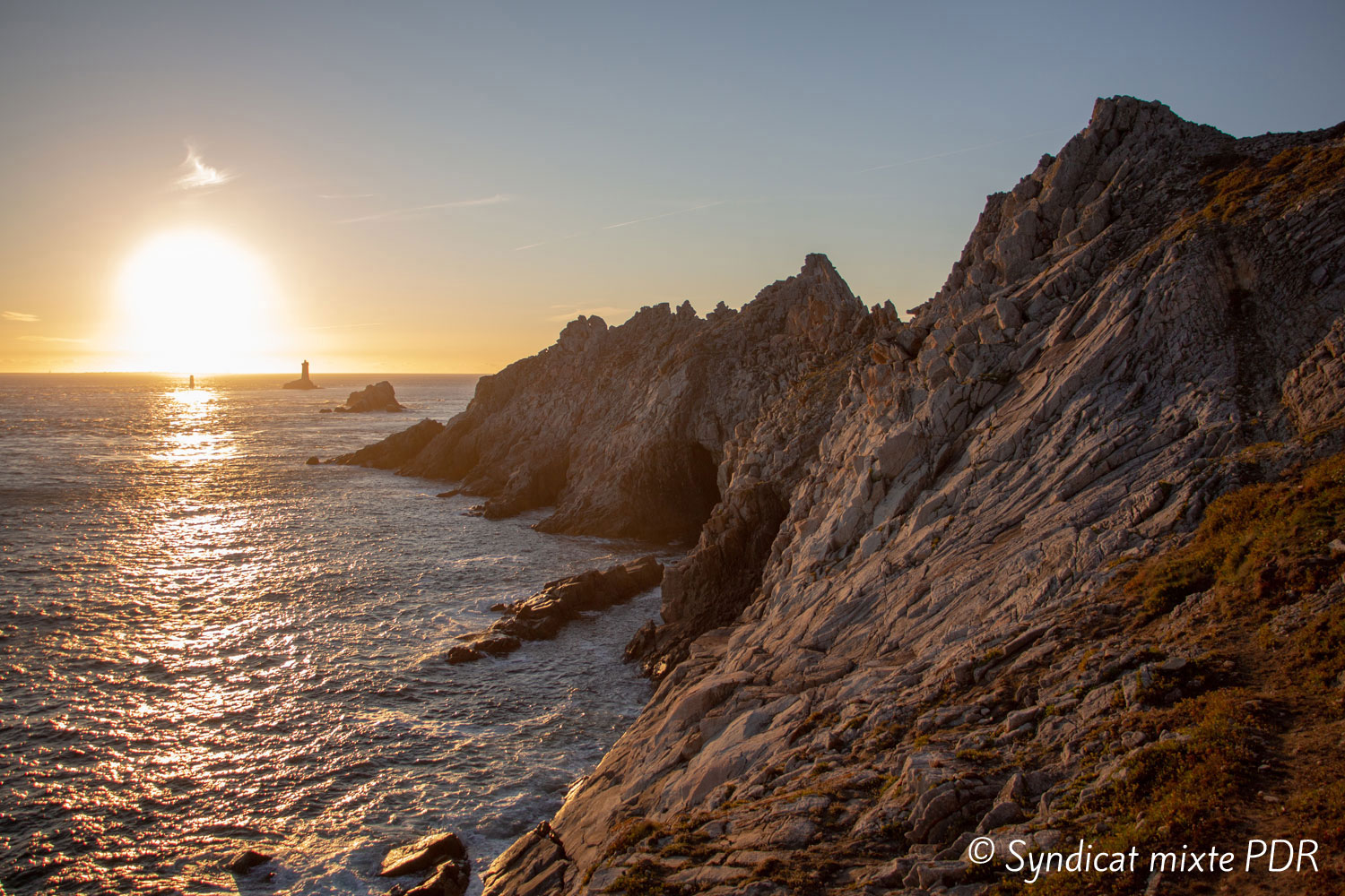 pointe-du-raz-plogoff-2-photo-Syndicat-mixte-PDR