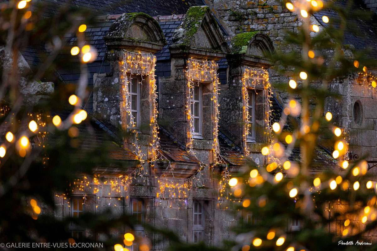 illuminations-de-noel-locronan-photo-paulette-andreani-galerie-entre-vues-2